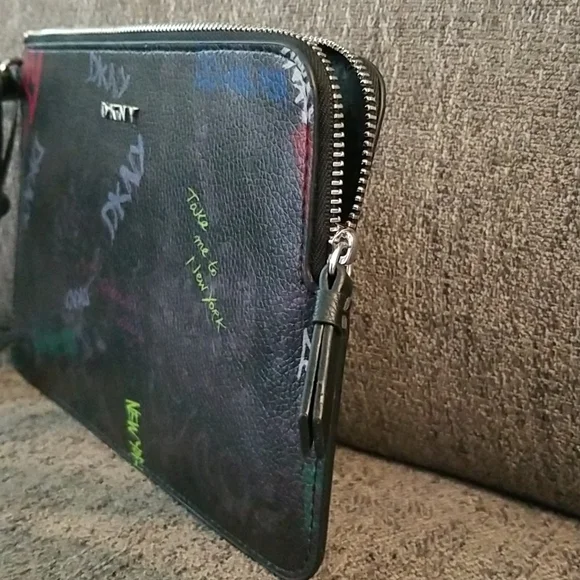 Nwt DKNY medium black graffiti wristlet. Retails $78 - Picture 7 of 9